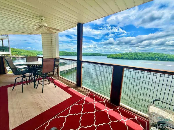 222 Park Place LN #2A, Kaiser, MO 65047