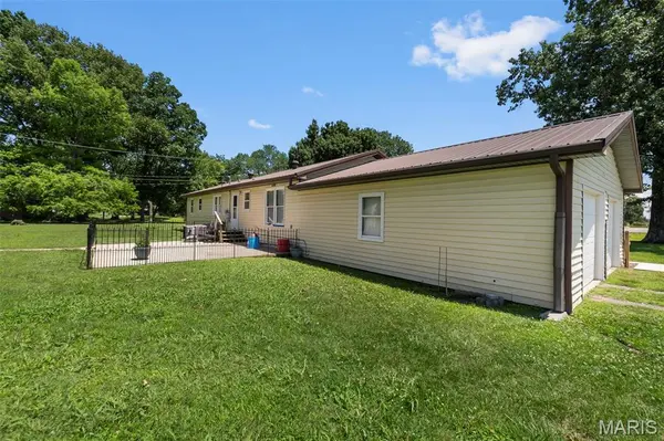 1610 State HWY W, Oran, MO 63771