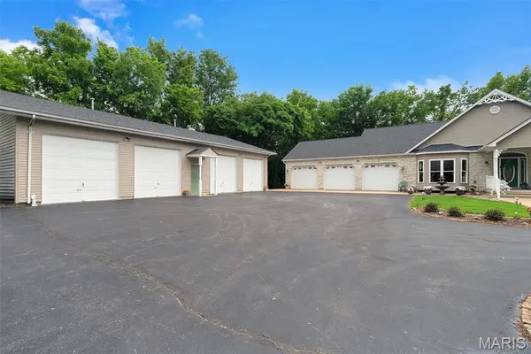 1520 Fenton Hills RD, Fenton, MO 63026