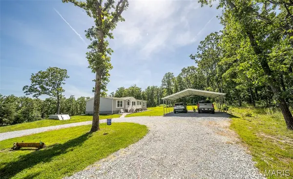 5963 Highway 17, Raymondville, MO 65468