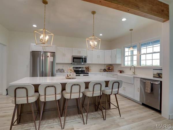 10755 SSR-H, Hannibal, MO 63401