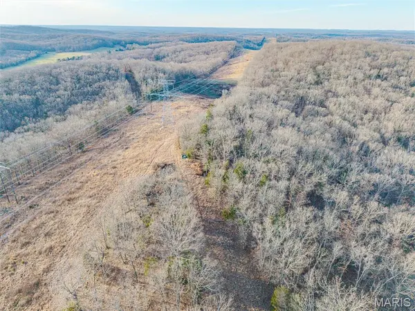 2478 Fowler RD, Hermann, MO 65041