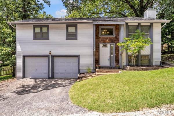 21 Muir ST, Eureka, MO 63025