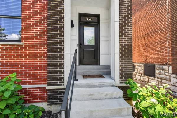 2022 Geyer AVE, St Louis, MO 63104