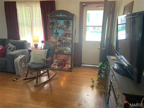 606 Monroe ST, East Alton, IL 62024