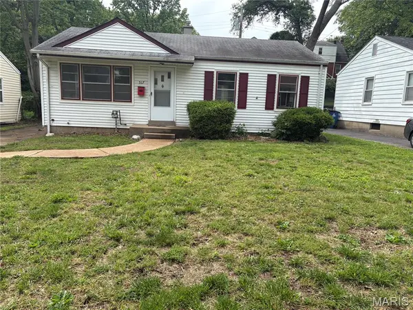 517 Teston DR, St Louis, MO 63135