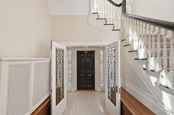 5257 Westminster PL, St Louis, MO 63108