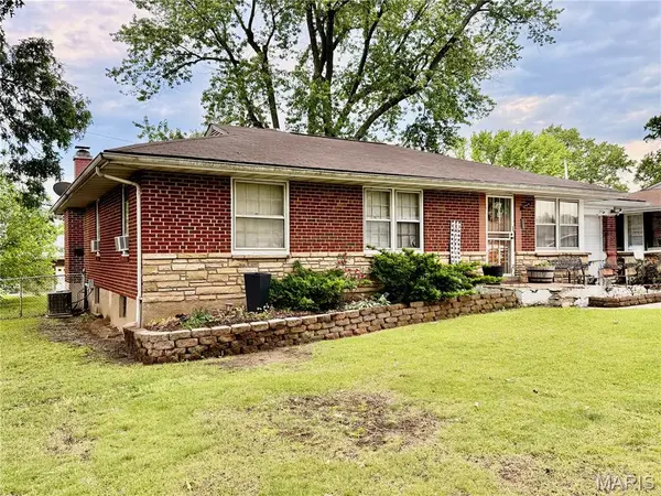 1244 Forest Home DR, Bellefontaine Nghbrs, MO 63137