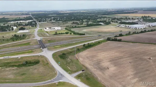 2338 S Acres DR, Sikeston, MO 63801