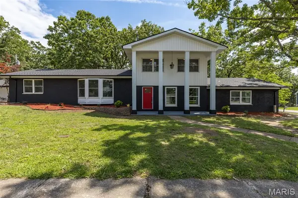 1514 E Mont Carmel ST, Bonne Terre, MO 63628