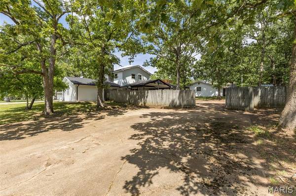 1514 E Mont Carmel ST, Bonne Terre, MO 63628