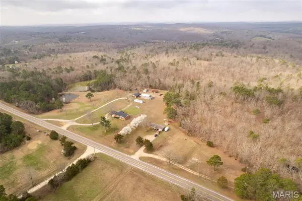 60863 Highway 21, Ellington, MO 63638
