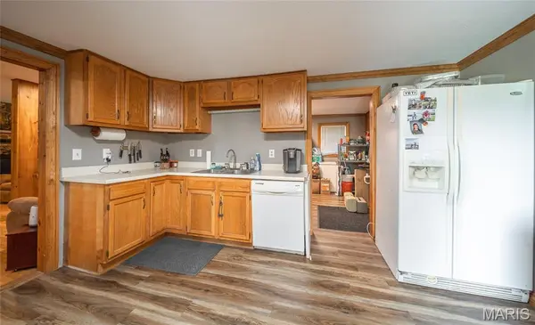10105 Highway Z, Falcon, MO 65470