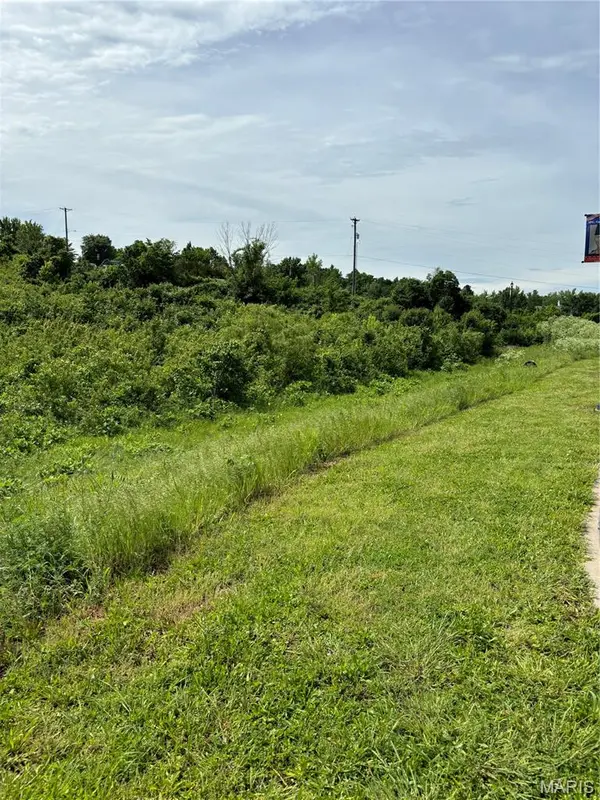 Lot 4 Quicktrip, Herculaneum, MO 63048