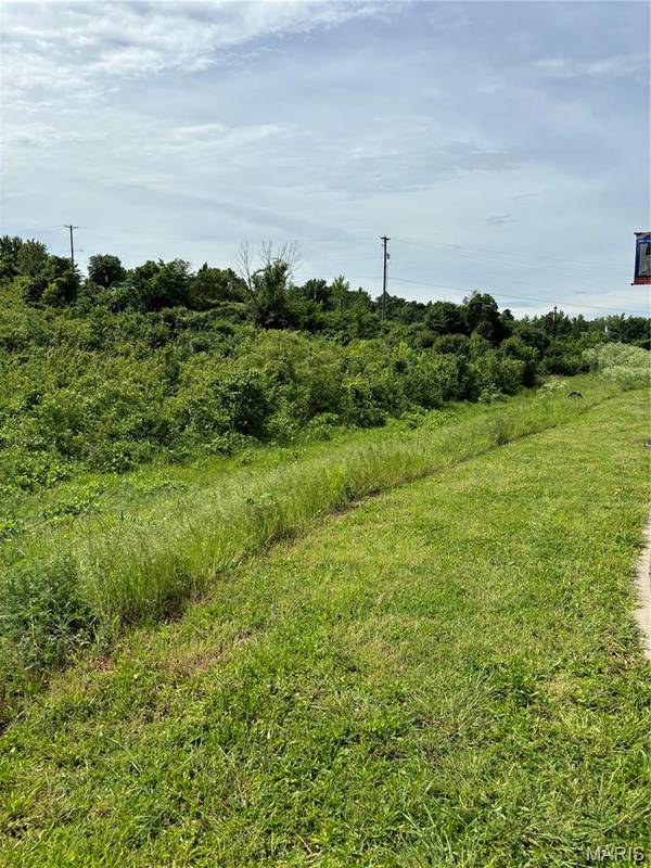 Lot 4 Quicktrip, Herculaneum, MO 63048