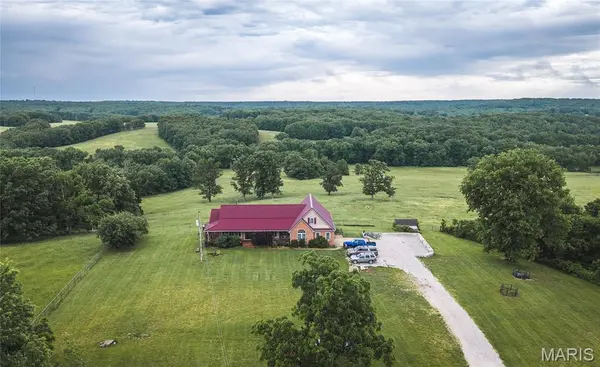 20063 Pigeon Creek RD, Licking, MO 65552