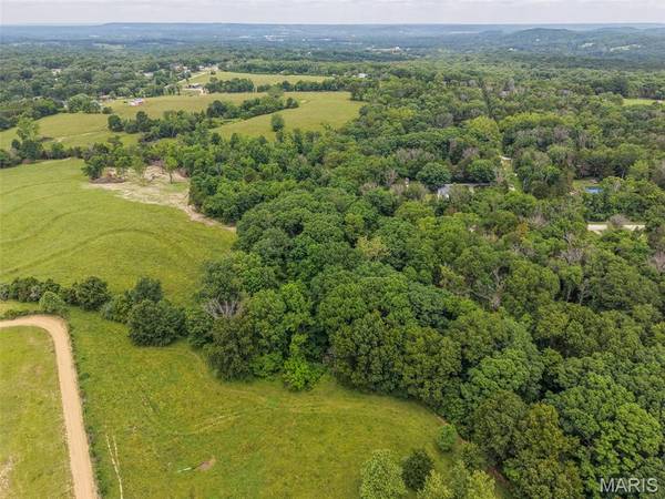 3177 Patrick LN, Pacific, MO 63069