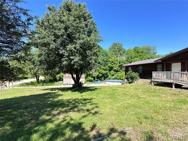 112 E 3rd ST, Grandin, MO 63943