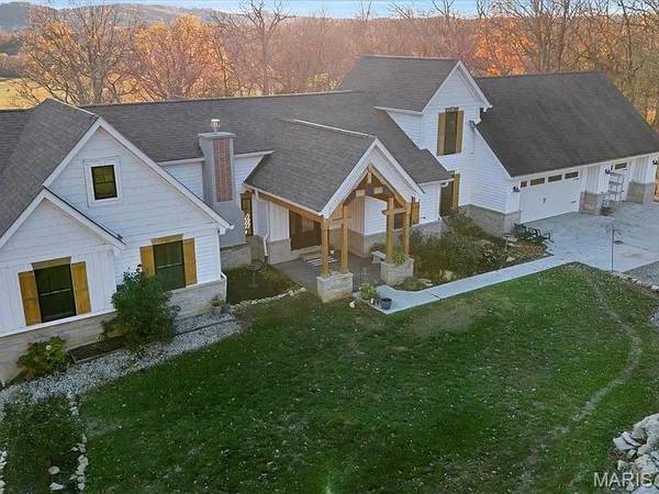 24925 State Route MM, Farmington, MO 63640