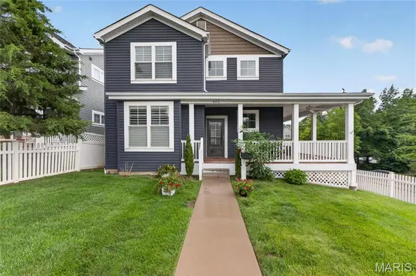403 George AVE, Kirkwood, MO 63122