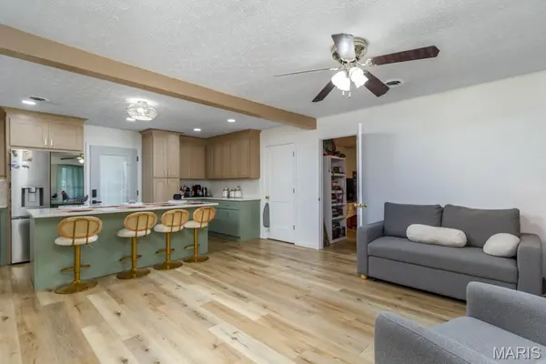 15895 Hallmark Lane, St Robert, MO 65584