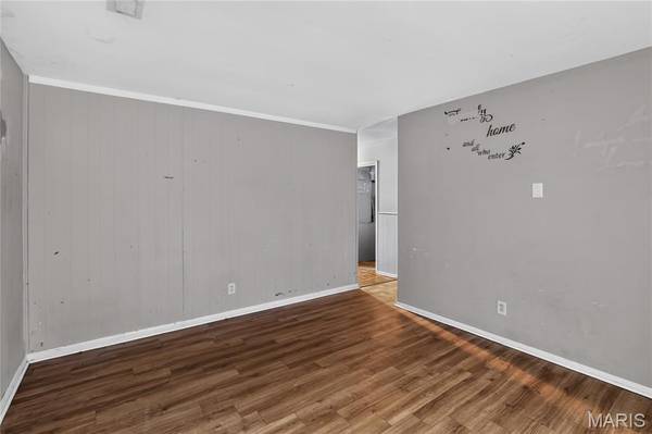 10151 Mayfair DR, St Louis, MO 63136