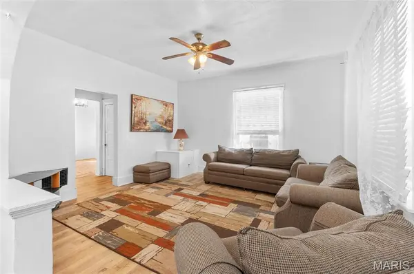 2411 Benton, Granite City, IL 62040