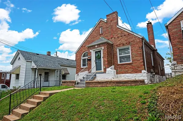 4177 Itaska ST, St Louis, MO 63116