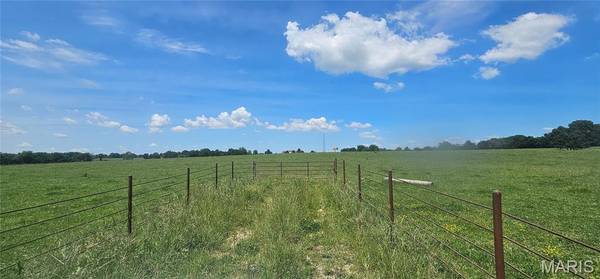 6824 State Road Nn, Fulton, MO 65251