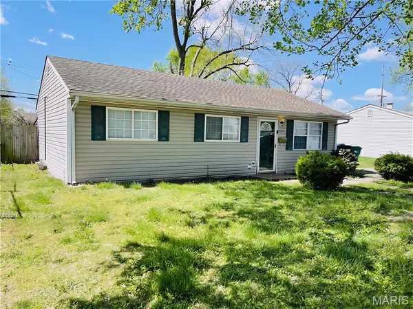 1604 Parklane DR, Cahokia, IL 62206
