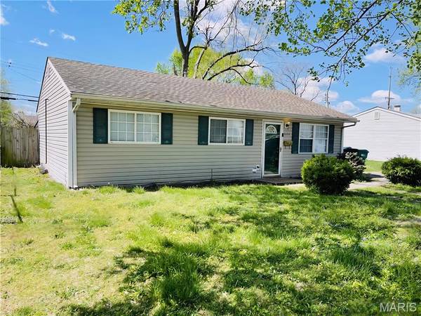1604 Parklane DR, Cahokia, IL 62206