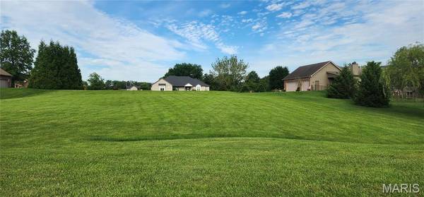 122 Wyndrose Estates DR, Belleville, IL 62226