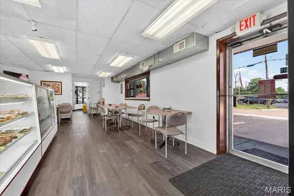 8500 Morganford RD, St Louis, MO 63123