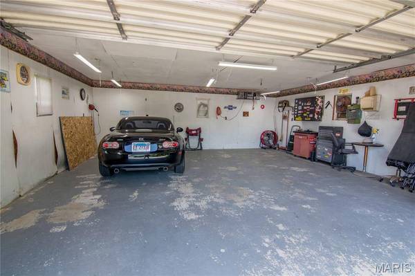 1225 W Randolph ST, Vandalia, IL 62471