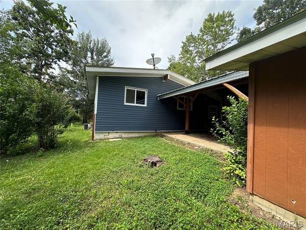 28 INDIAN HILLS DR, Cuba, MO 65453