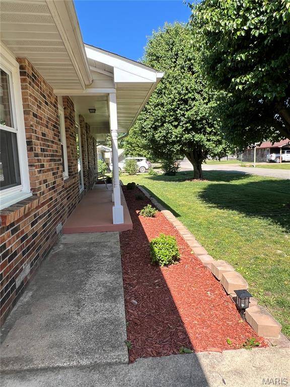 220 Navajo ST, Piedmont, MO 63957