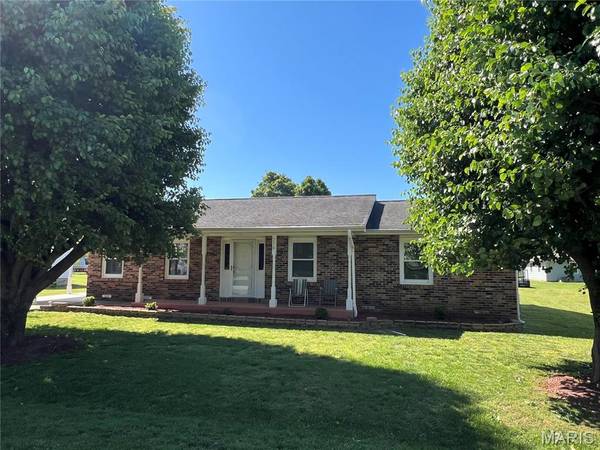 220 Navajo ST, Piedmont, MO 63957