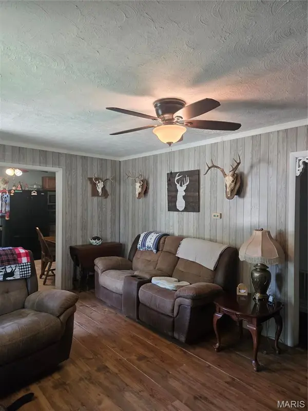 214 Oak ST, Farmington, MO 63640