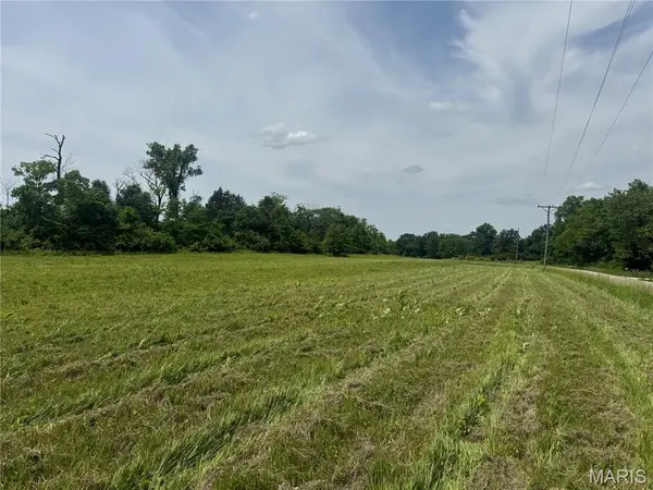 1122 Creech School RD, Troy, MO 63379