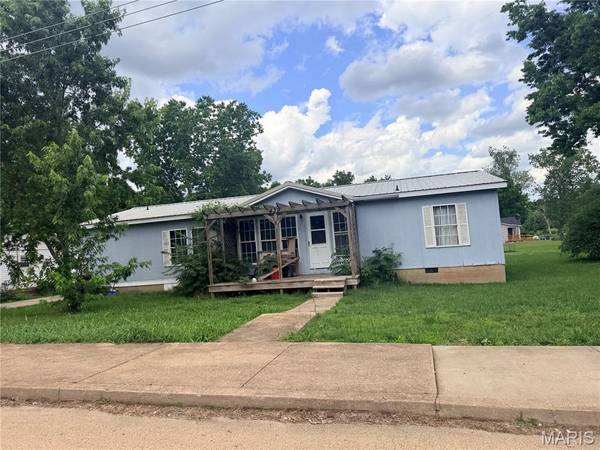 439 E Elvins BLVD, Park Hills, MO 63601