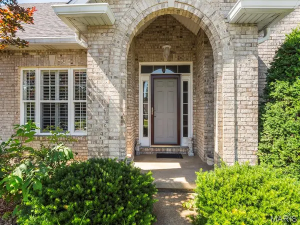 1515 Gedern DR, Columbia, IL 62236