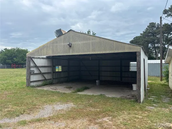 22465 Us Highway 61, Oran, MO 63771