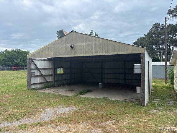 22465 Us Highway 61, Oran, MO 63771