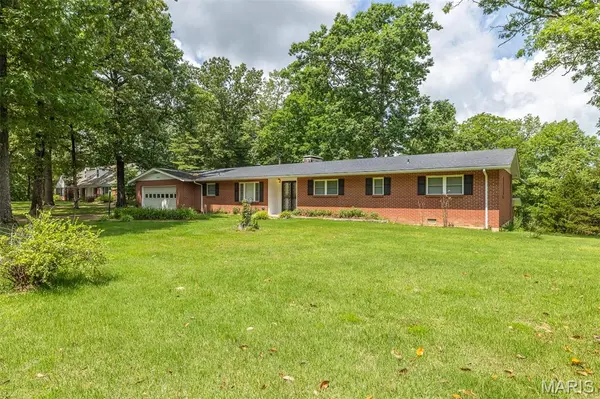 1305 Lurlyn RD, Poplar Bluff, MO 63901