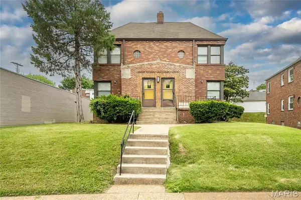 5860 Christy BLVD, St Louis, MO 63116