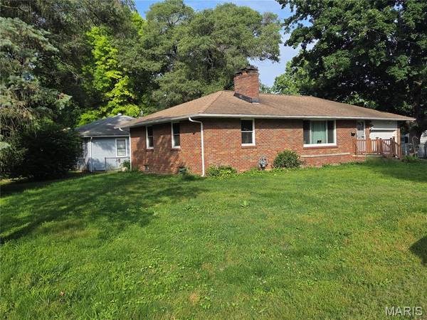 813 Otto ST, Cahokia, IL 62206