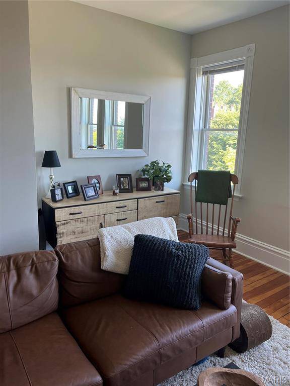 1806 Allen AVE, St Louis, MO 63104