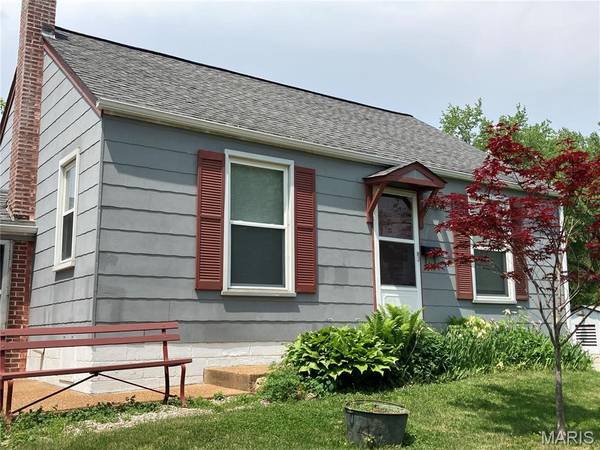 407 Coppinger DR, Ferguson, MO 63135