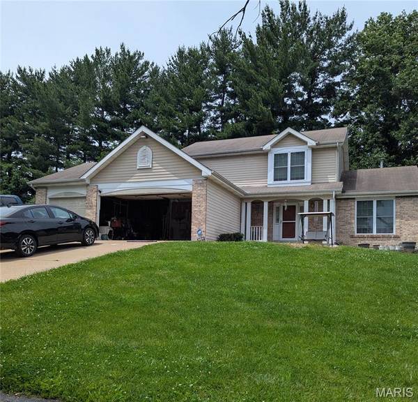13600 Old Halls Ferry RD, Florissant, MO 63033