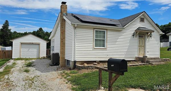 3944 Vogt RD, Byrnes Mill, MO 63051